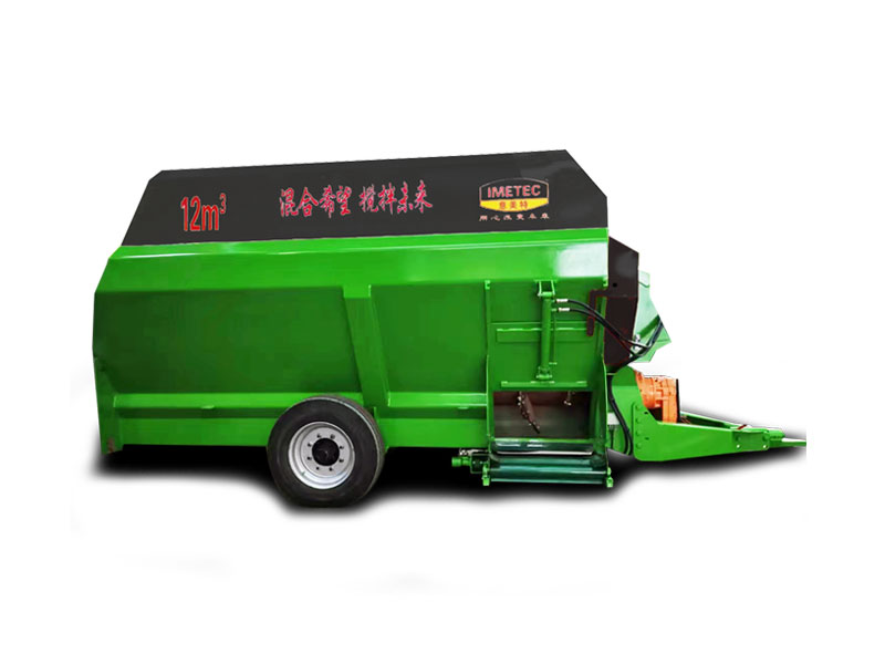 Horizontal trailer mixer