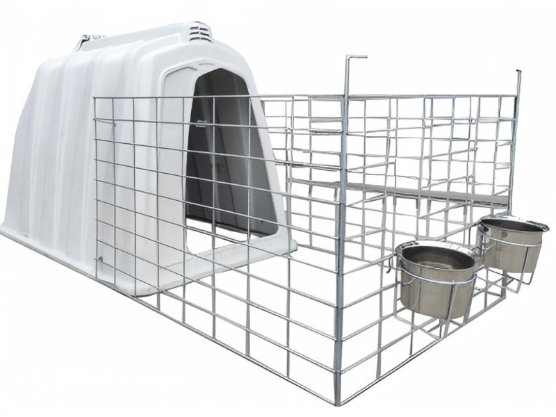 ‌Calf Hutch‌